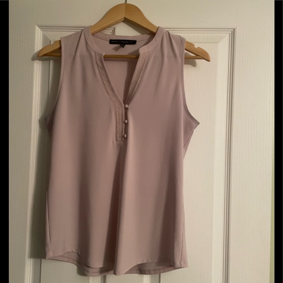 White House Black Market Pink V-Neck Tank w/ 3 Buttons - Size Small - Picture 1 of 8